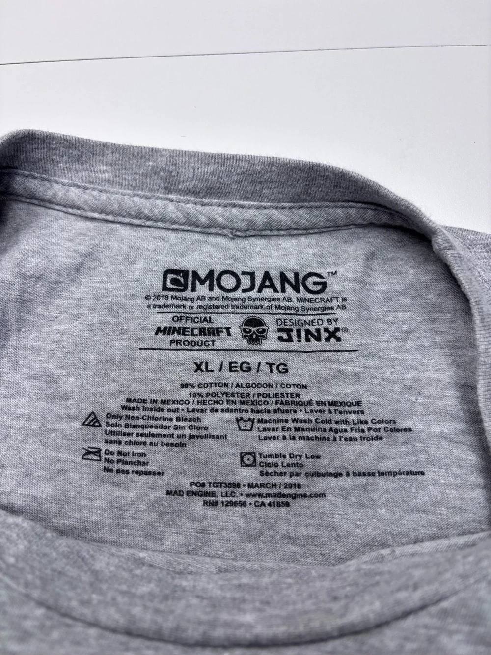 Official Minecraft Gray Graphic Kids T-Shirt EUC Youth Size XL Unisex Casual